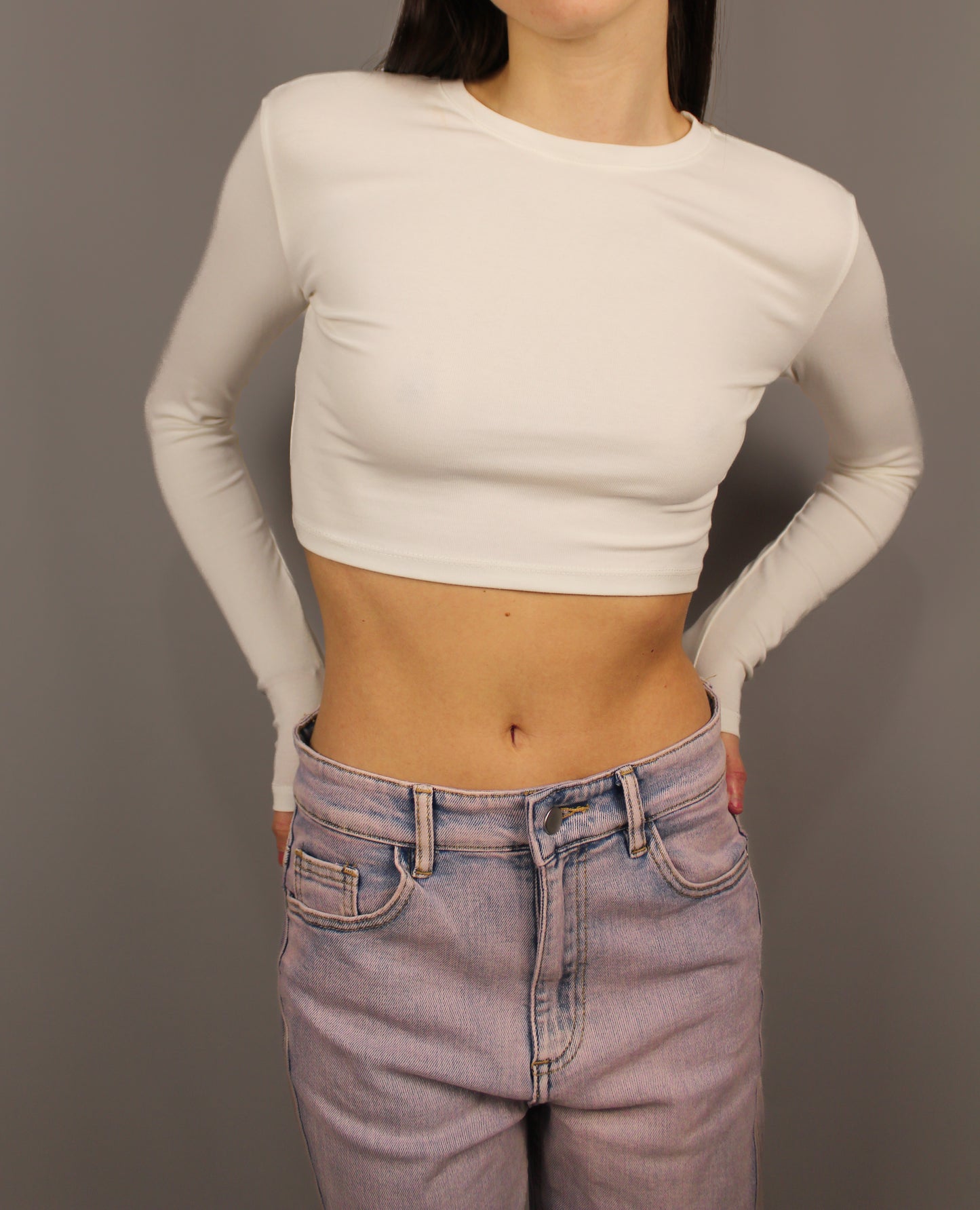 CROP TOP BY LUMINA